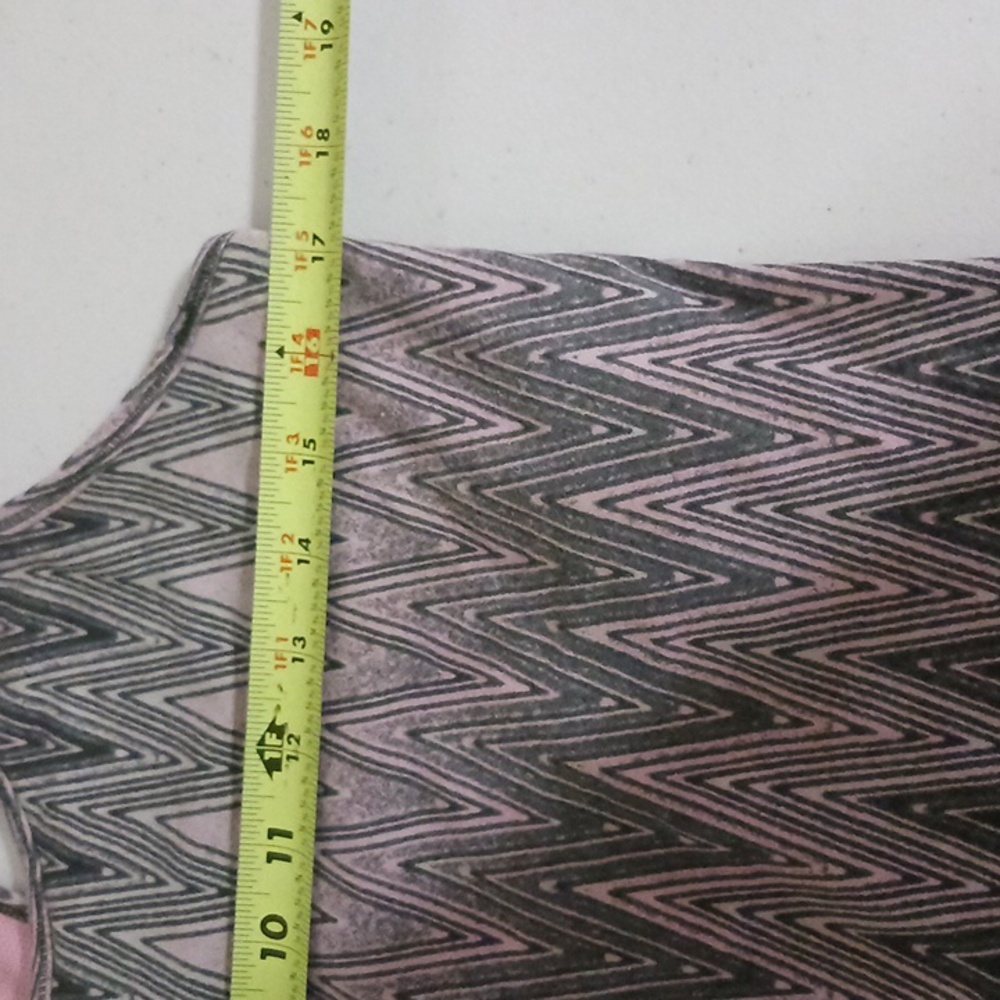 Nike Tank Top - Picture 4 of 4